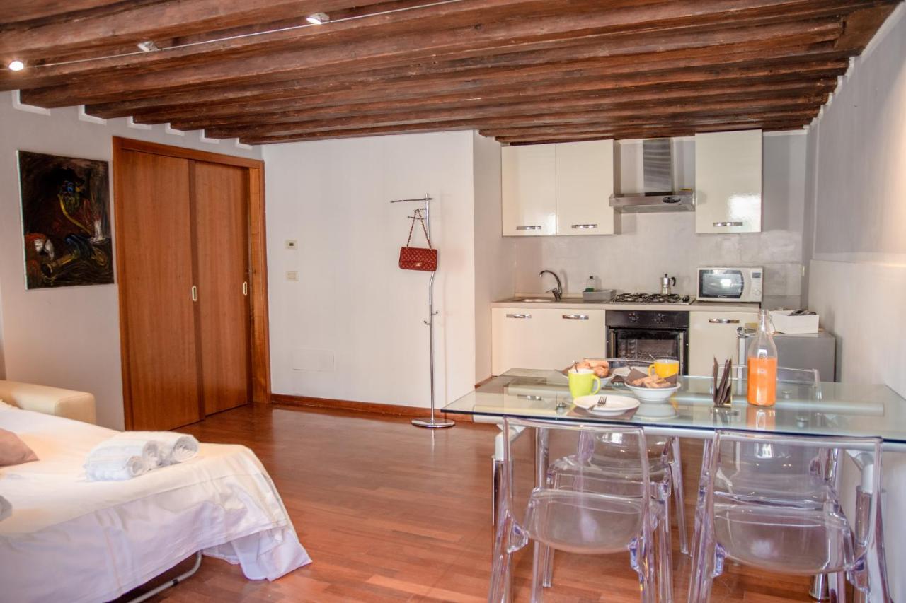 Appartement Superior In Via Garibaldi By Bricola